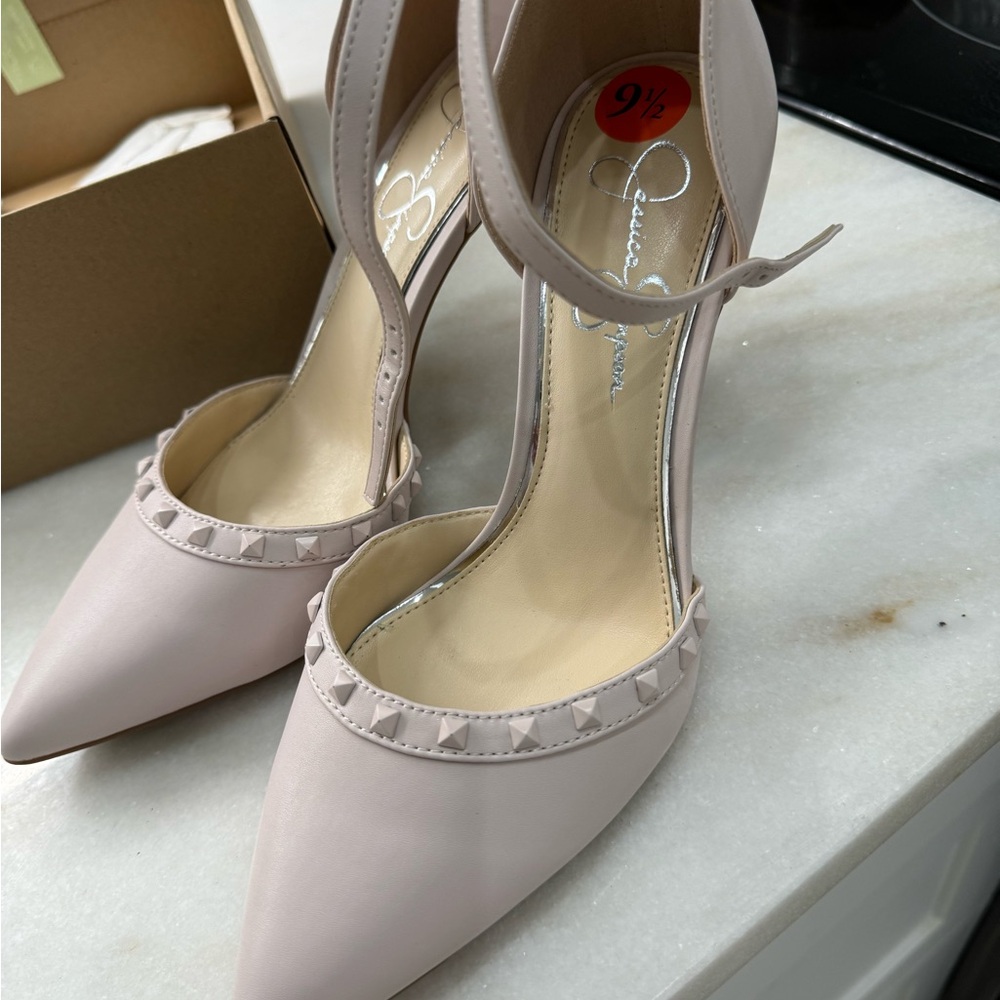 Blush Jessica Simpson high heels 3 inch heel